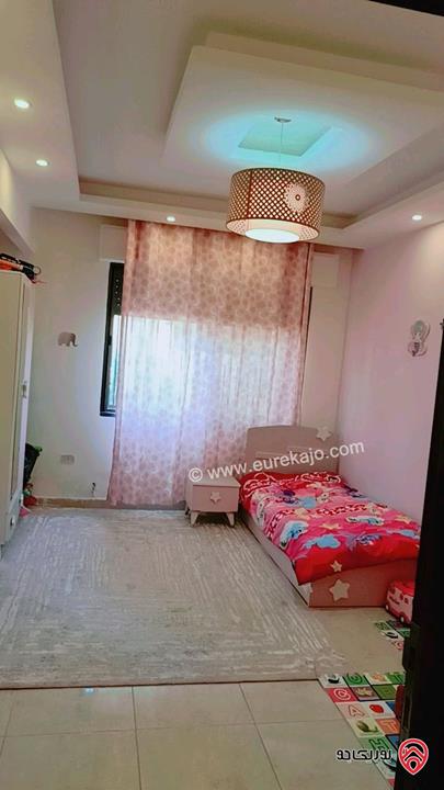 شقة ارضية مساحة 160م داخلي و 120م خارجي للبيع في عمان - مرج الحمام شارع الامير محمد