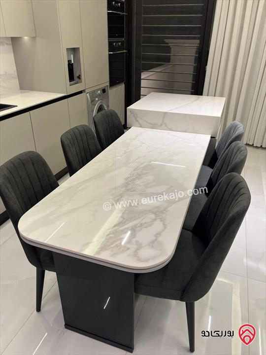 شقة فاخرة حديثة البناء مساحة 146م أرضية للبيع في عمان - البنيات