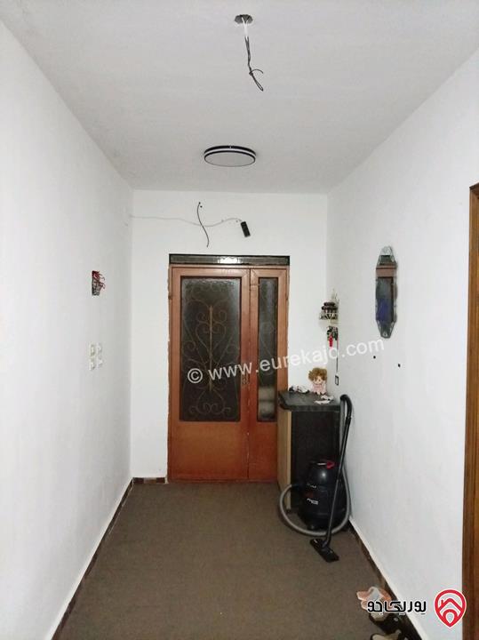 بيت مساحة 95م على أرض 500م للبيع في المفرق الغدير الاخضر