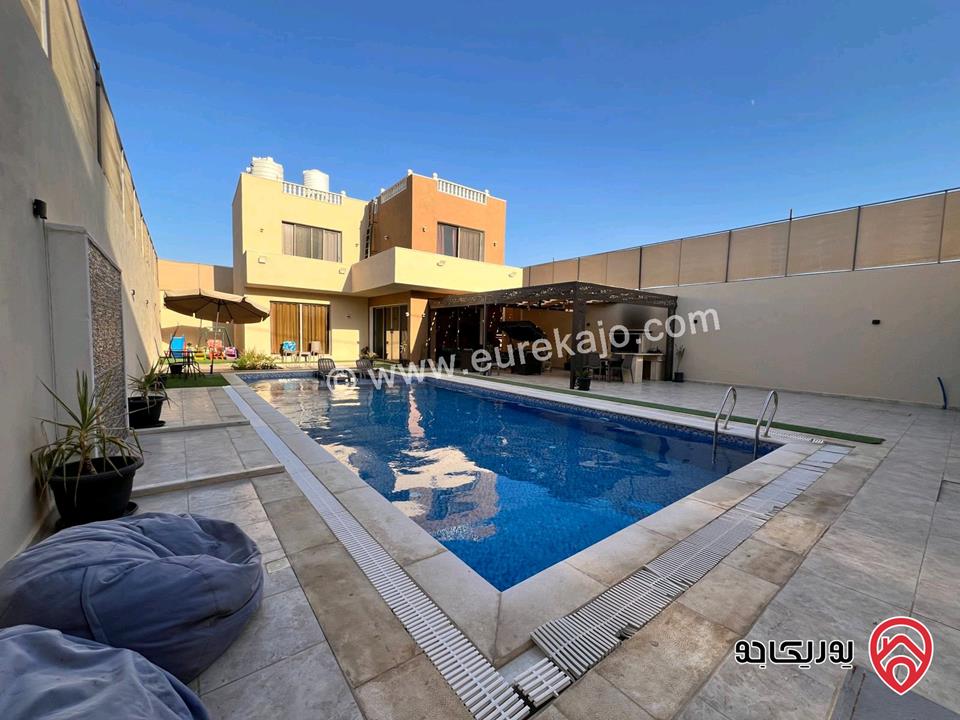 شاليه مساحة الأرض 344م والبناء 149م للبيع في البحر الميت - الجوفة