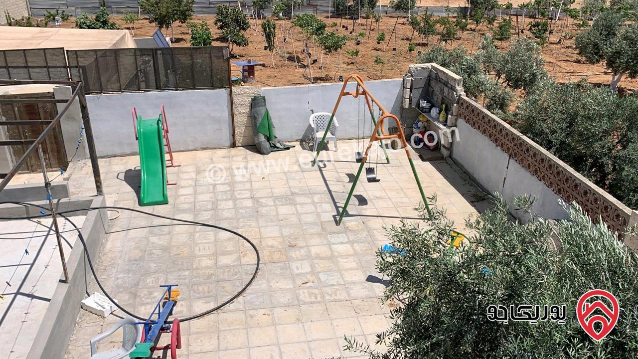 مزرعة مساحة 5 دونم وبناء 160م للبيع في مادبا - لب - قرب الجامعة الامريكية