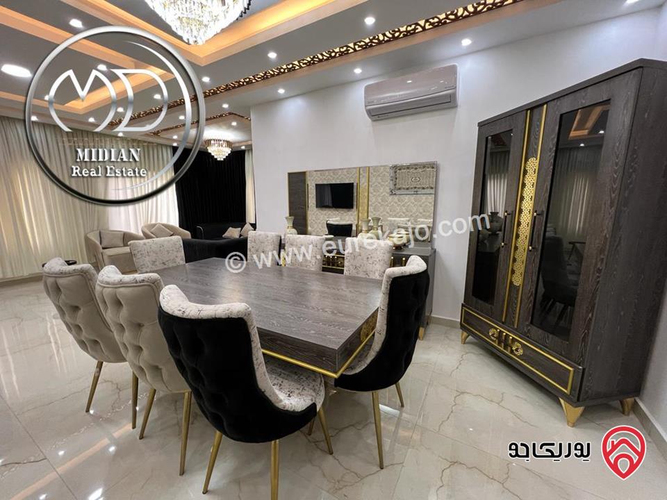 شقة مفروشة للايجار في عمان - الشميساني مساحة 200م طابق اول تشطيبات و ديكورات فندقية فاخرة اطلالة جميلة