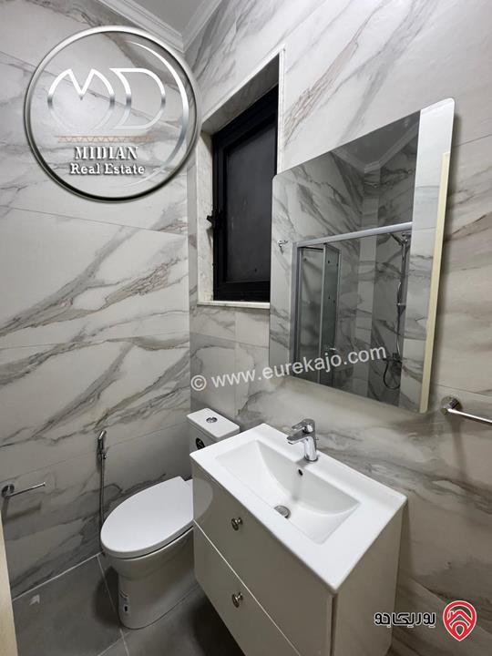 شقة طابقية فارغة للايجار في عمان - الصويفية مساحة 280م 4 نوم طابق ثاني تشطيبات ديكورات عصرية فاخرة اطلالة جميلة