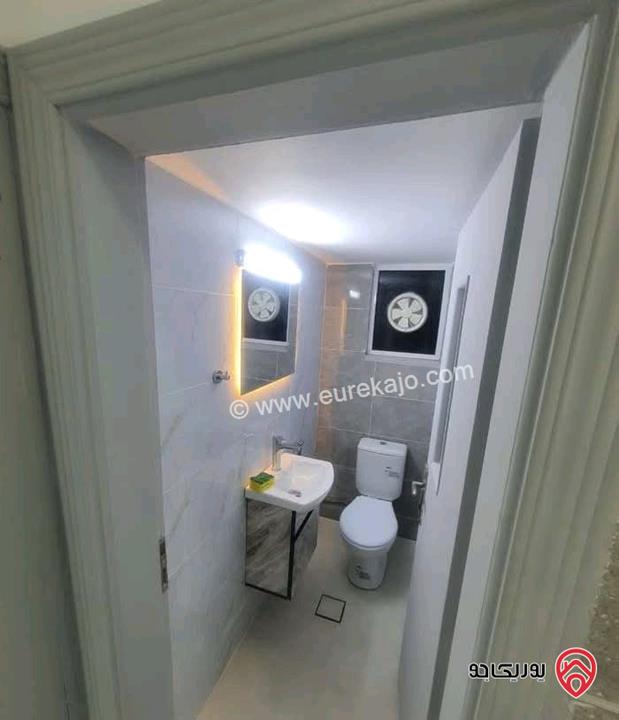 شقة ديلوكس مجددة بالكامل طابق اول مساحة 120م للايجار في عمان - حي نزال