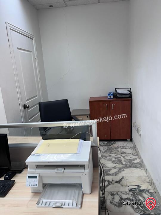 فيلا تجارية مميزة مساحة 850م على أرض 1300م للبيع أو للإيجار في عمان - أم أذينة