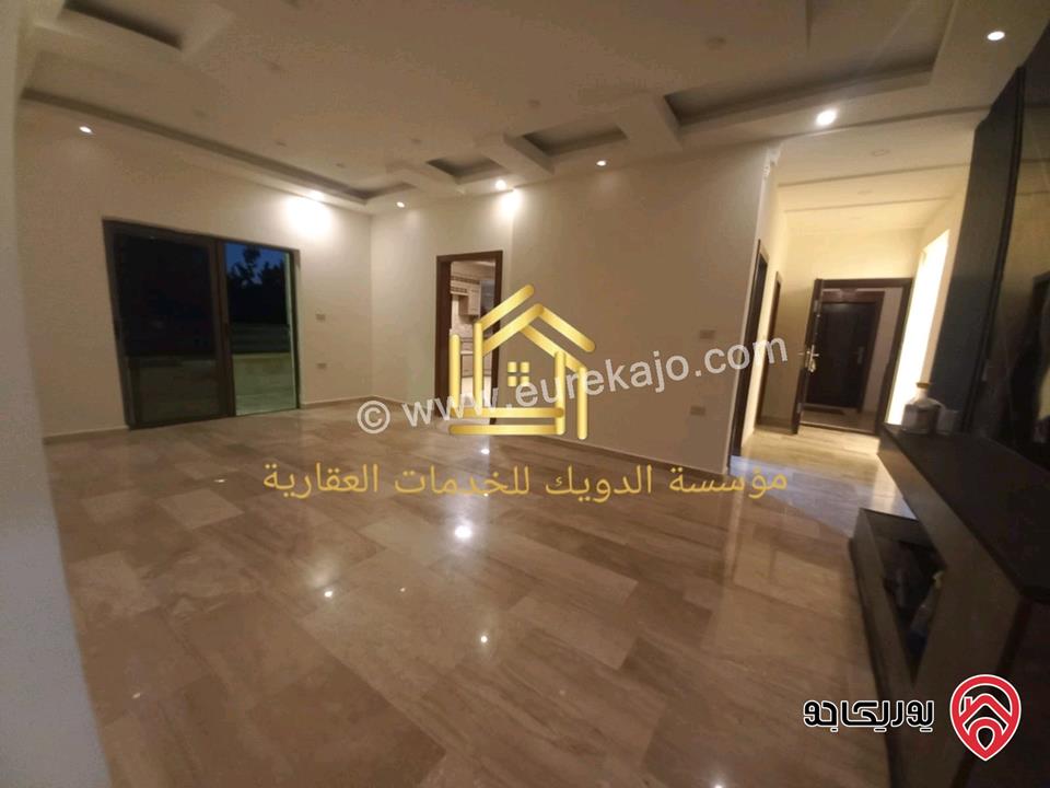 شقة مساحة 230م طابق ثالث فارغة للايجار في عمان - خلدا