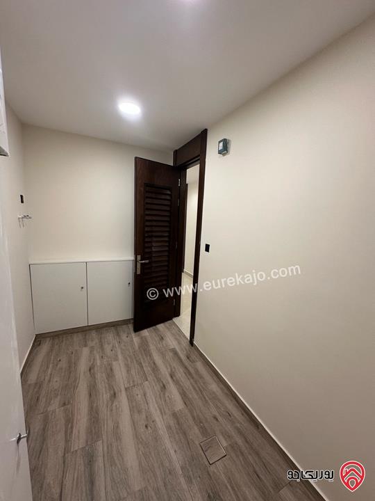 شقة ديلوكس طابقية تسوية ثانية مساحة 223م للبيع في عمان - الياسمين