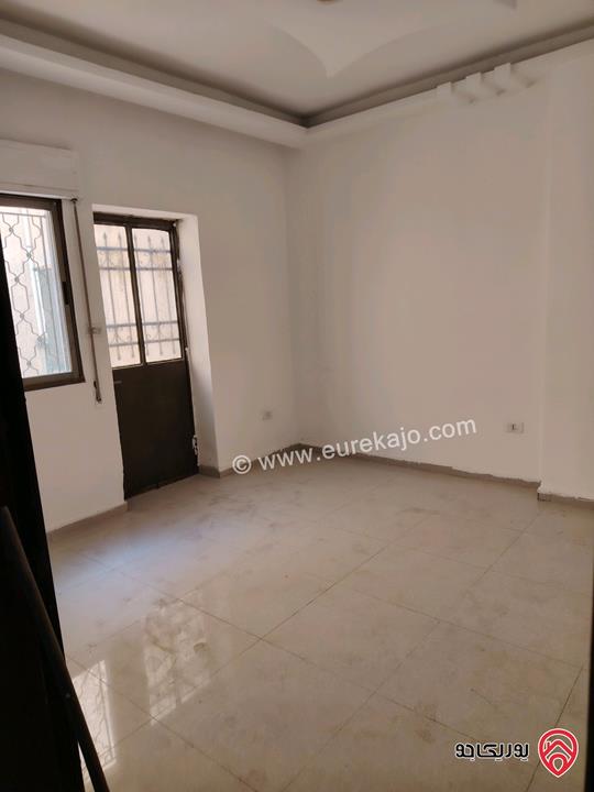 شقة تسوية مساحة 110م داخلي و 35م خارجي للبيع في عمان - حي عدن