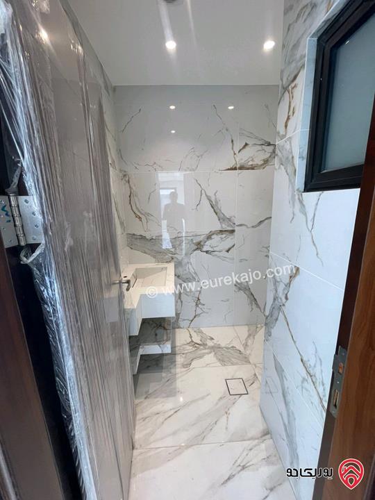 شقة طابق ثالث دوبلكس مساحة 316م نظام سمارت للبيع في اربد