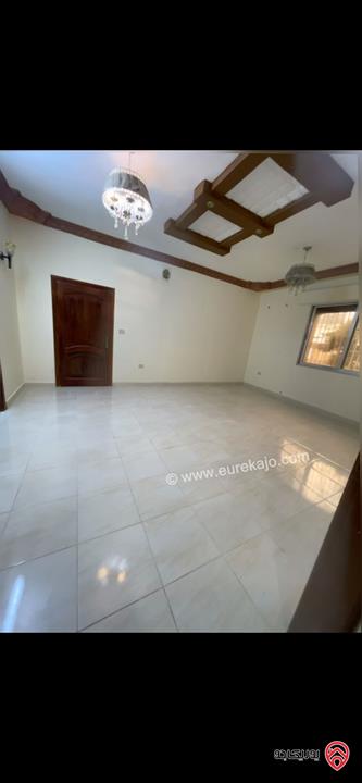 شقة مميزة ضمن بيت مستقل مساحة 200م للإيجار في اربد