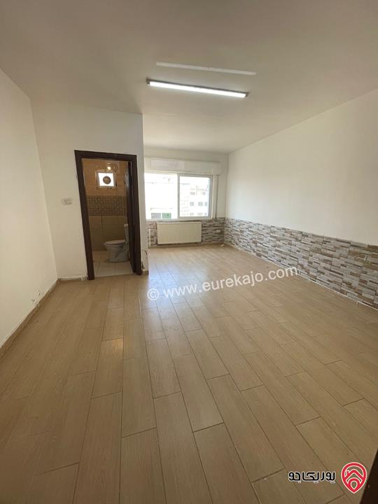 شقة طابق أول مساحة 100م للايجار في عمان - الجاردنز 