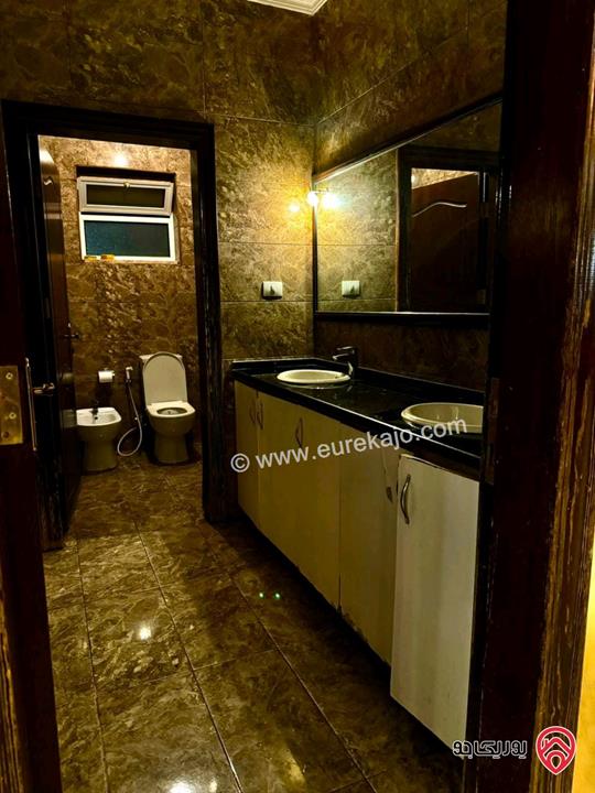 مزرعة مساحة الأرض 11 دونم وبناء مساحة 1200م للبيع في السلط