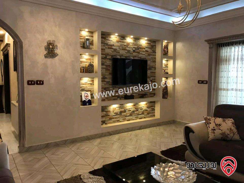 شقتين فارغتان طابقيات مساحة 310م للايجار في عمان - مرج الحمام