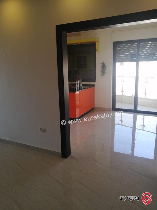 شقة طابق ثالث مساحة 130م للايجار في عمان - السابع 