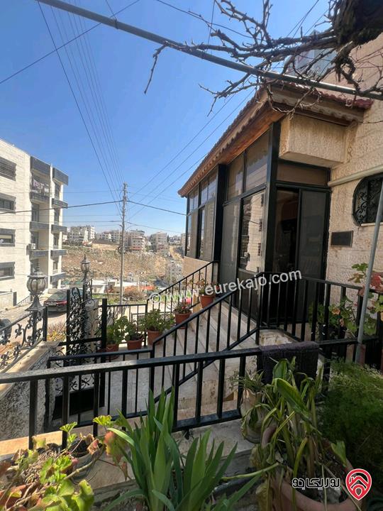 A standalone two-story house with a built-up area of 150 sqm and Size of land 400 sqm for sale in Amman - Dahiyet Alrasheed