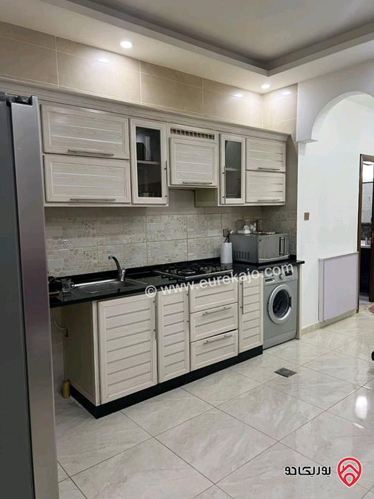 شقة مميزة مساحة 100م طابق ثاني للايجار اليومي في العقبة - المنطقة التاسعة