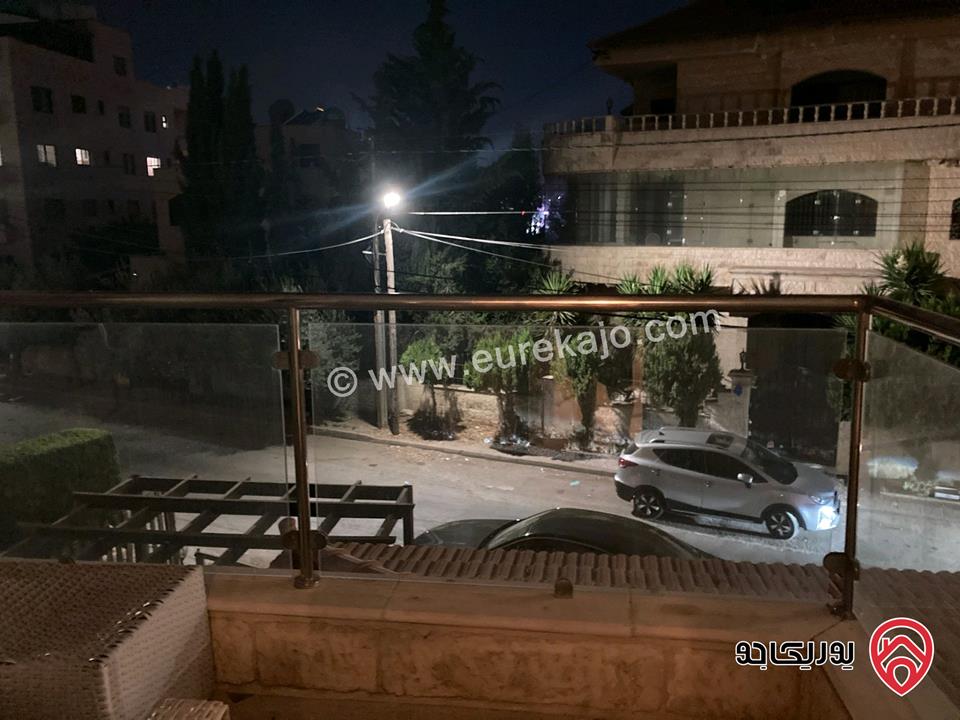 شقة مساحة 250م طابق أول للبيع في عمان - دير غبار 