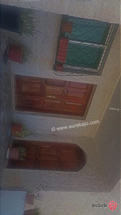 قطعة أرض مميزة مساحة 1 دونم و 265م مع منزل مساحة 220م للبيع في عمان - عين الباشا - حوض الخرشا