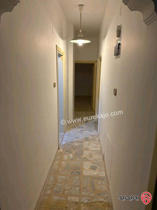 شقة مساحة 180م طابق ثاني للبيع في عمان - تلاع العلي خلف سوق السلطان