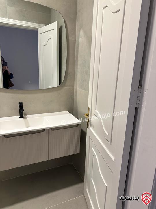 Semi Furnished Apartment 210 sqm for rent in Amman - Deir Ghbar