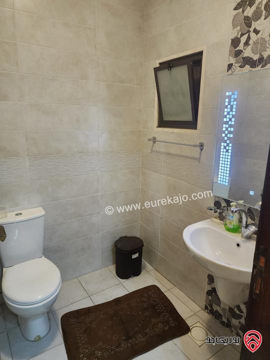 شقة مفروشة عصرية فاخرة مساحة 100م طابق أخير ذو اطلالة جميلة للايجار في عمان - دير غبار  