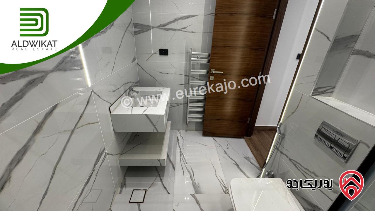 شقة ارضية للبيع في عمان - خلدا مساحة البناء 250 م والترس 80م موقع مميز واطلالة