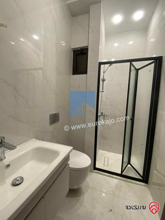 شقة فاخرة للبيع في عمان - الجندويل قرب المتصرفية 170م مع حديقة وترسات 80م تشطيب سوبر ديلوكس بسعر مغري