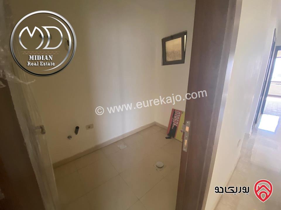 شقق فارغة للايجار في عمان - ضاحية النخيل مساحات 190م تشطيبات و ديكورات سوبر ديلوكس اطلالة جميلة بسعر مميز