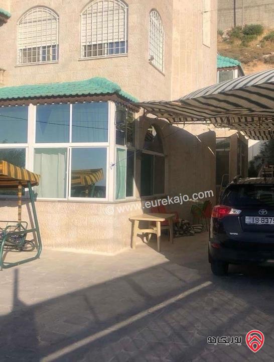 فيلا مساحة 360م على أرض 955م للبيع في عمان - الجبيهة