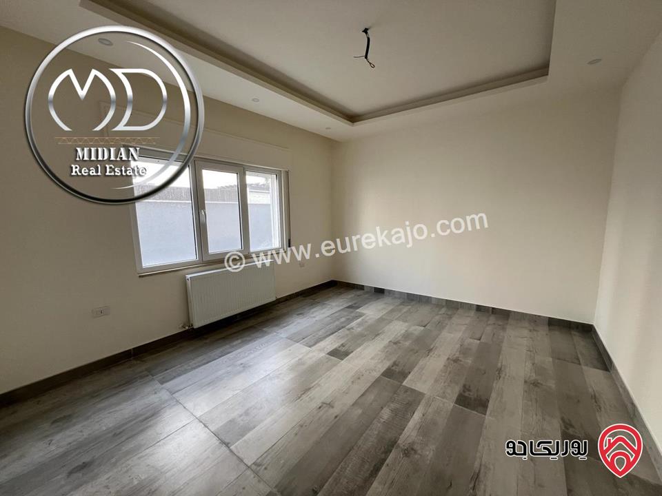 شقة دوبلكس جديدة للبيع في عمان - خلدا طابق أخير مع روف مساحة 210م مع تراسات اطلالة رائعة بسعر مميز