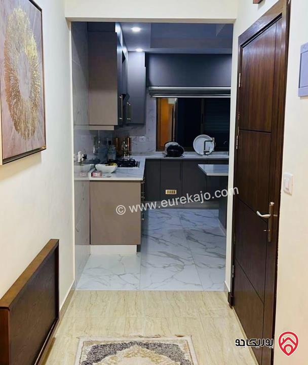 فيلا مساحة 410م على أرض 750م للبيع في عمان - ناعور بجانب كومباوند جرين لاند