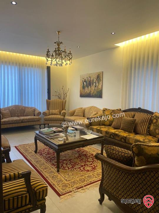 فيلا مساحة 200م على ارض 420م للبيع في عمان - ابو نصير 