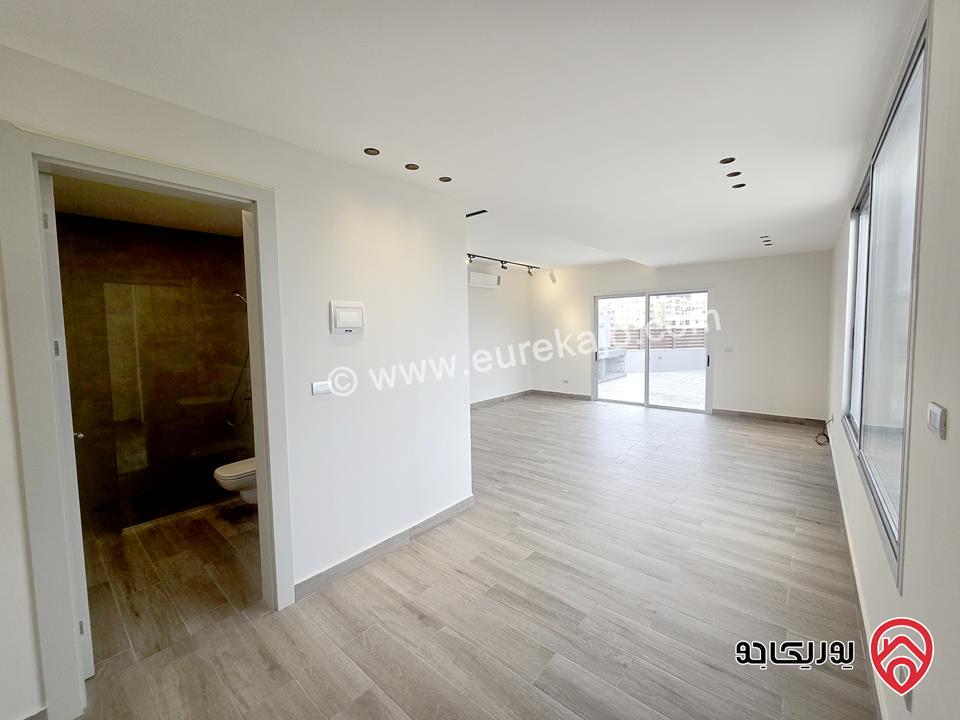 شقة دوبلكس مميزة طابق اخير مع روف مجموع المساحة 350 متر مربع للايجار في عمان - دير غبار