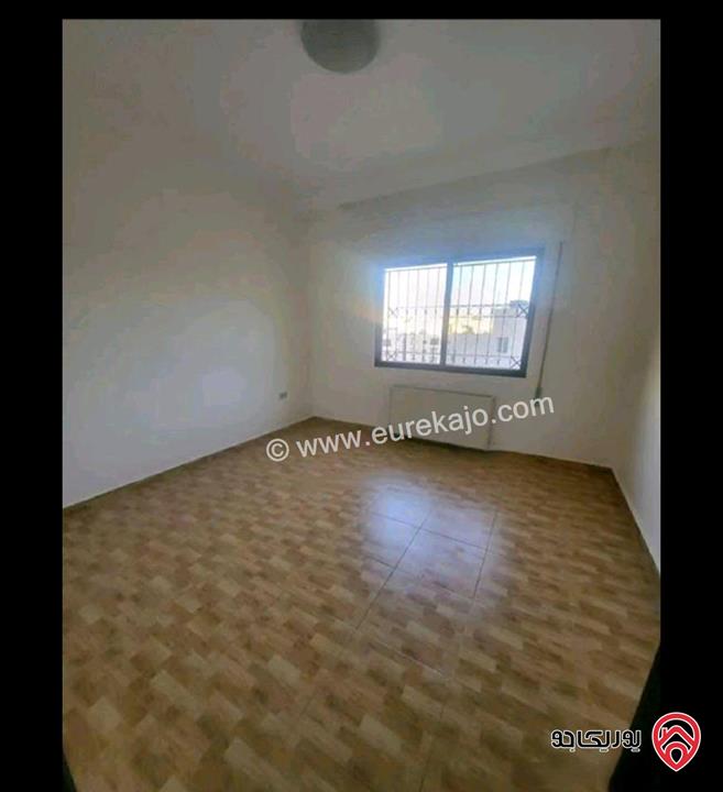 شقة فارغة طابق ثاني مساحة 180م للايجار في عمان - خلدا