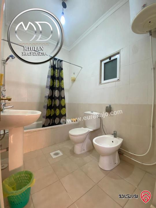 شقة للبيع طابق أول في عمان - الجاردنز مساحة 135م تصلح للاستثمار اطلالة رائعة بسعر مميز جداً