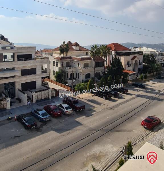 شقة مميزة طابق ثالث مساحة 240م للبيع في عمان - الكرسي