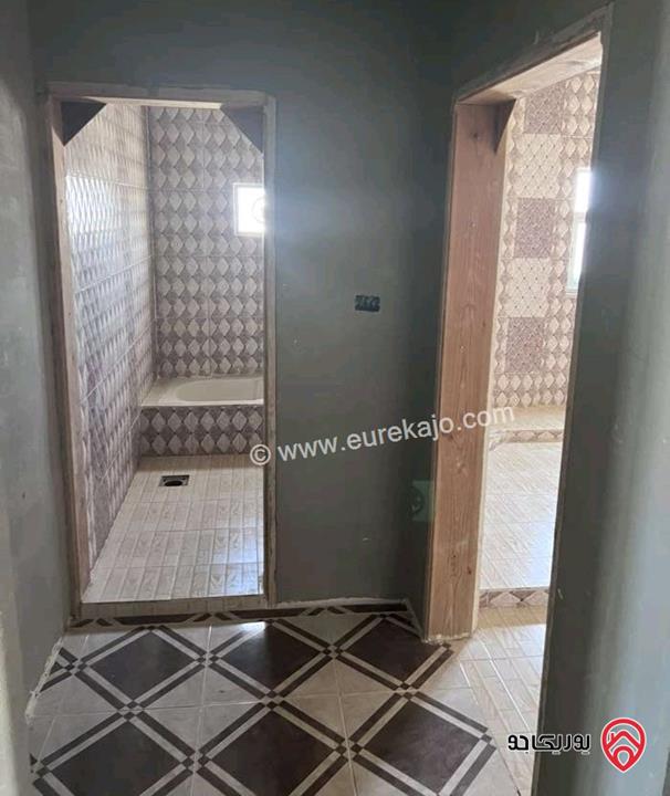 منزل مستقل 3 طوابق على أرض 750م للبيع في المفرق من المالك