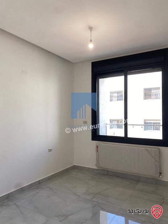 شقة فاخرة للبيع في عمان - خلدا - قرب الموفنبيك ومطعم ورد طابق اول 135م تشطيب سوبر ديلوكس لم تسكن