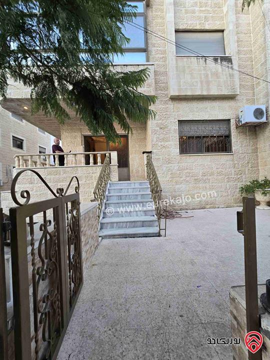 شقة أرضية مساحة 190م للبيع في عمان - ضاحية الرشيد 