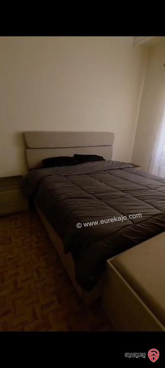 شقة طابق اول مساحة 130م للبيع في عمان - الجبيهة 