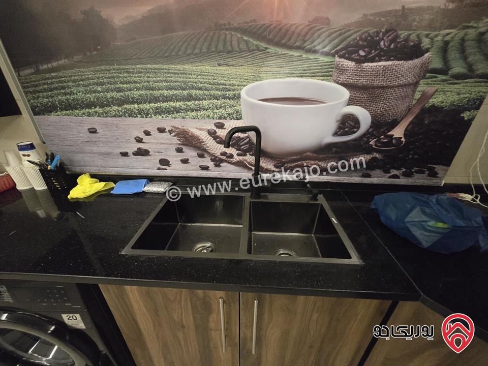 شقة فاخرة مفروشة للايجار ثلاث غرف نوم في الدوار السابع