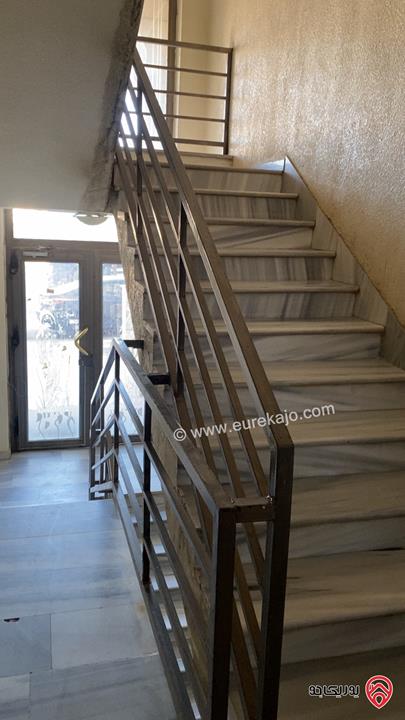 شقة أرضية مساحة 180م للبيع في عمان - طبربور حي الخزنة