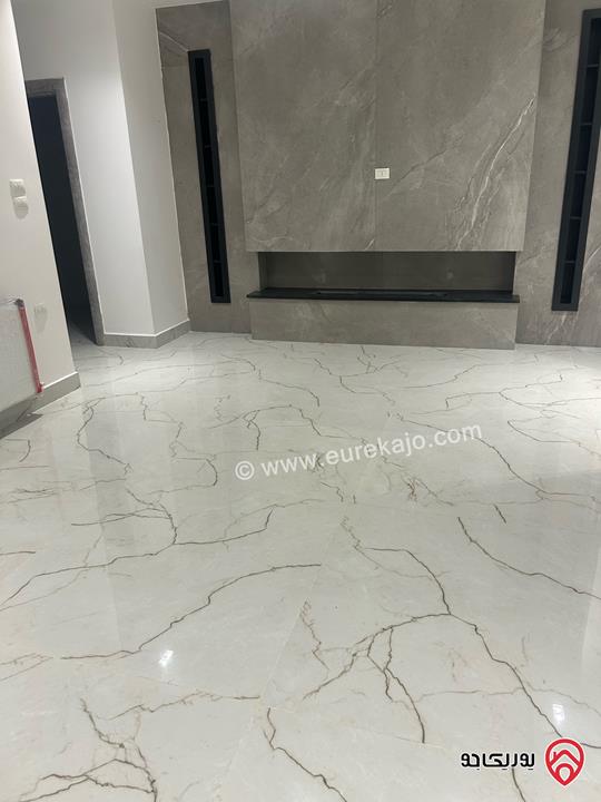 شقة مساحة 215م طابق اول للايجار في عمان - الجبيهة مقابل قصر الاميرة بسمة