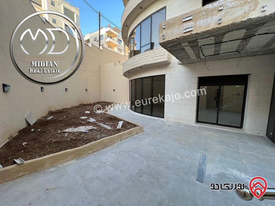 شقة دوبلكس ارضية جديدة للبيع في عمان - دير غبار مساحة 385م مع ترس و حديقة 150م تشطيبات سوبر ديلوكس بسعر مميز