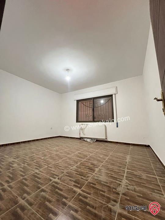 شقة شبه ارضية مساحة 255م للايجار في عمان - خلدا