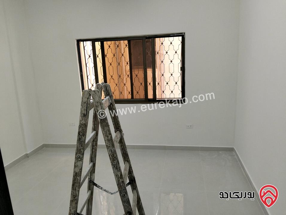 شقة طابق ثاني مساحة 90م للايجار في عمان - الذراع الغربي