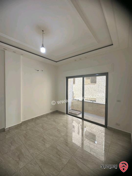 شقة طابق ثاني مساحة 150م للبيع في عمان - أبو نصير