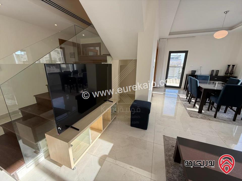 شقة مفروشة طابق ثالث مساحة 130م للايجار في عمان - أم اذينة