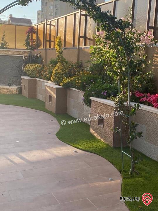 فيلا مساحة 1200م على أرض 1710م للبيع في عمان - الشميساني 