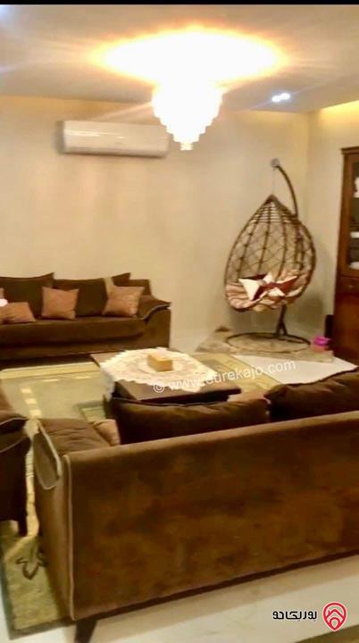 فيلا مميزة مساحة 500م على أرض 320م للبيع في عمان - ابو علندا جبل الحديد 